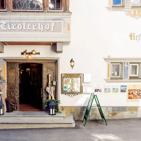 Hotel Tirolerhof 3*