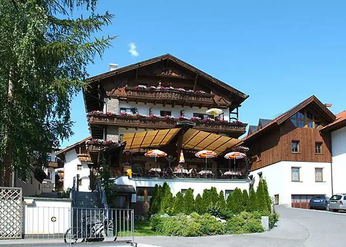 Tirolerhof Hotel 3*