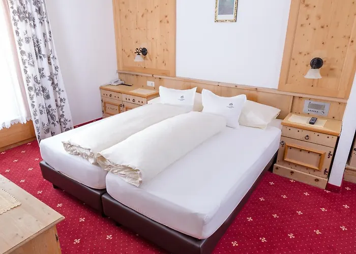 فندق Tirolerhof سيرفاوس