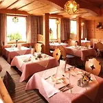 Tirolerhof Hotel Serfaus